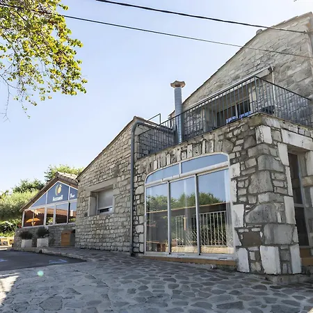 Figuier - Village De Hébergement de vacances Joyeuse